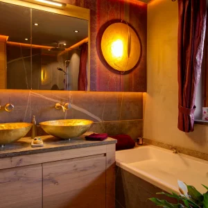 Dieses renovierte Badezimmer in München wurde kürzlich zu einem der 50 schönsten Bäder der Welt gekürt